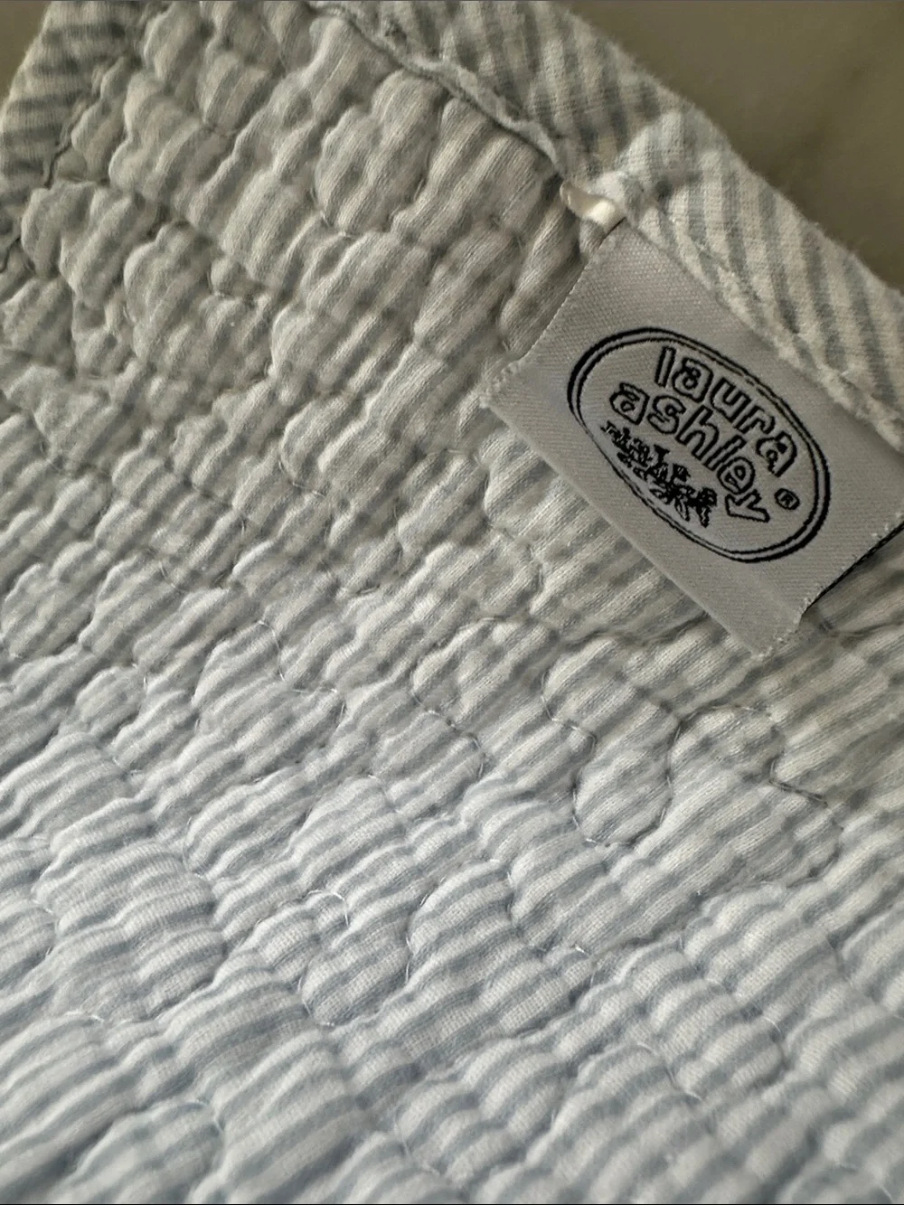 Laura Ashley Full Queen Reversible Quilt Floral ticking stripe Cotton